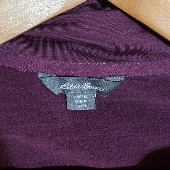 Women’s Eddie Bauer 1/4 zip mock neck plum colored pullover performance jacket S - Picture 3 of 4
